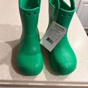 CROCS Kids Vibrant Green Rain Boots